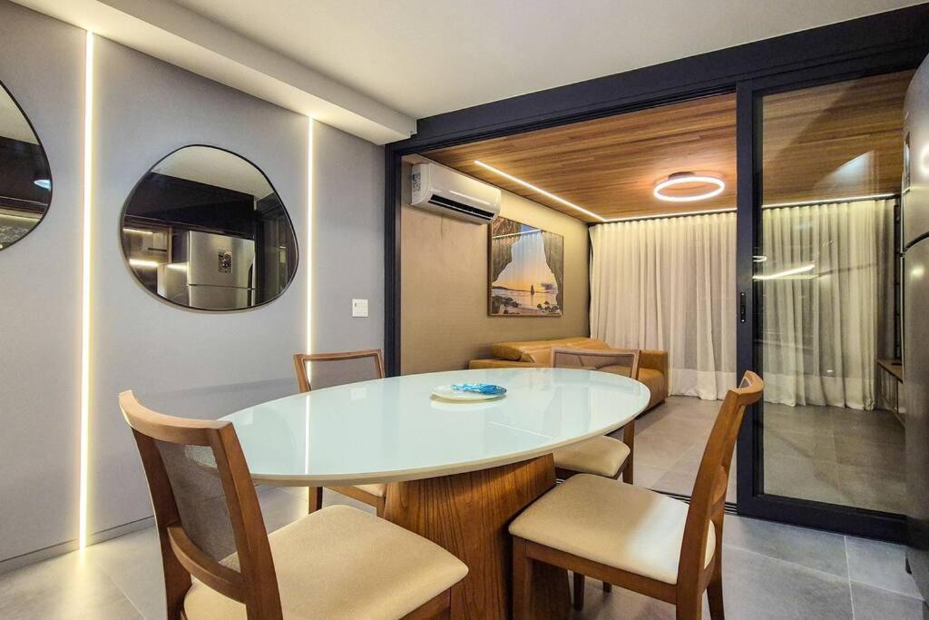 Copacabana Luxury Apartemen